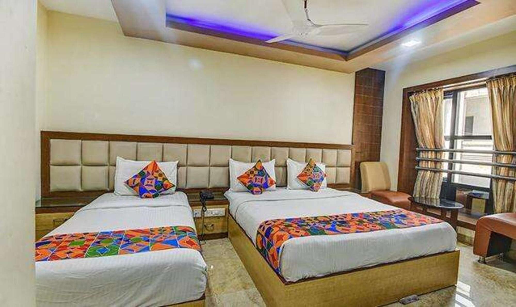 Hotel Fabhotel Palace - Nr Parry's Corner 3*